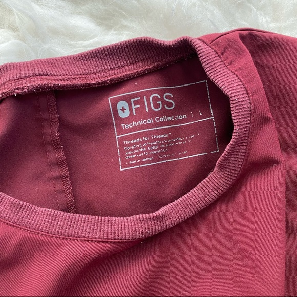 Figs Two Pocket Scrub Top Limited Edition size L. In good condition - Picture 4 of 9